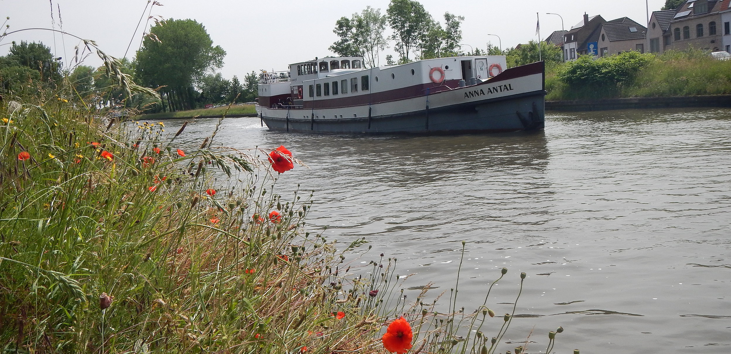Barge Anna Antal For Bike And Barge Tours Cycletours