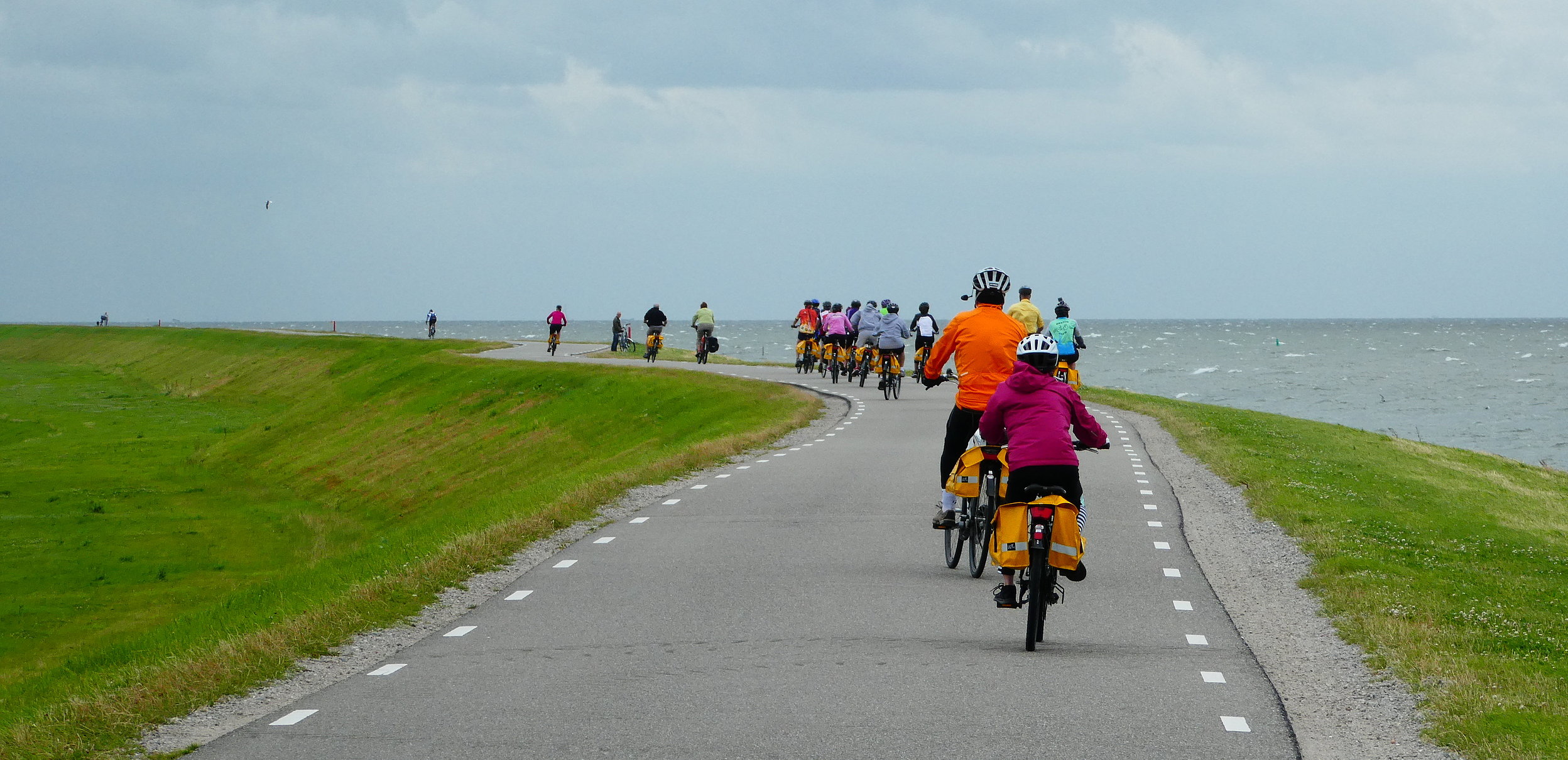 dutch cycling holidays