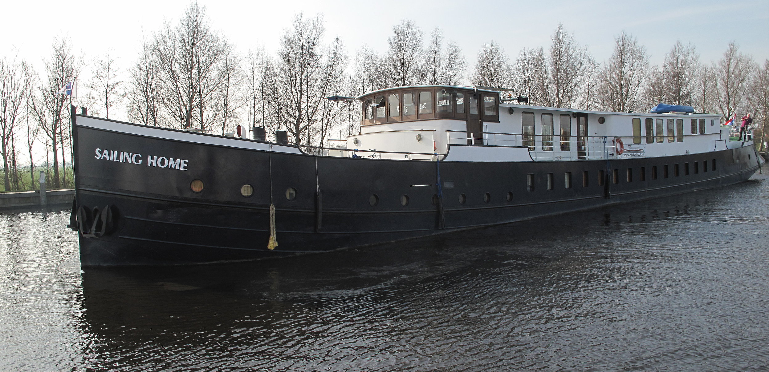 Sailing Home for bike & barge tours Cycletours